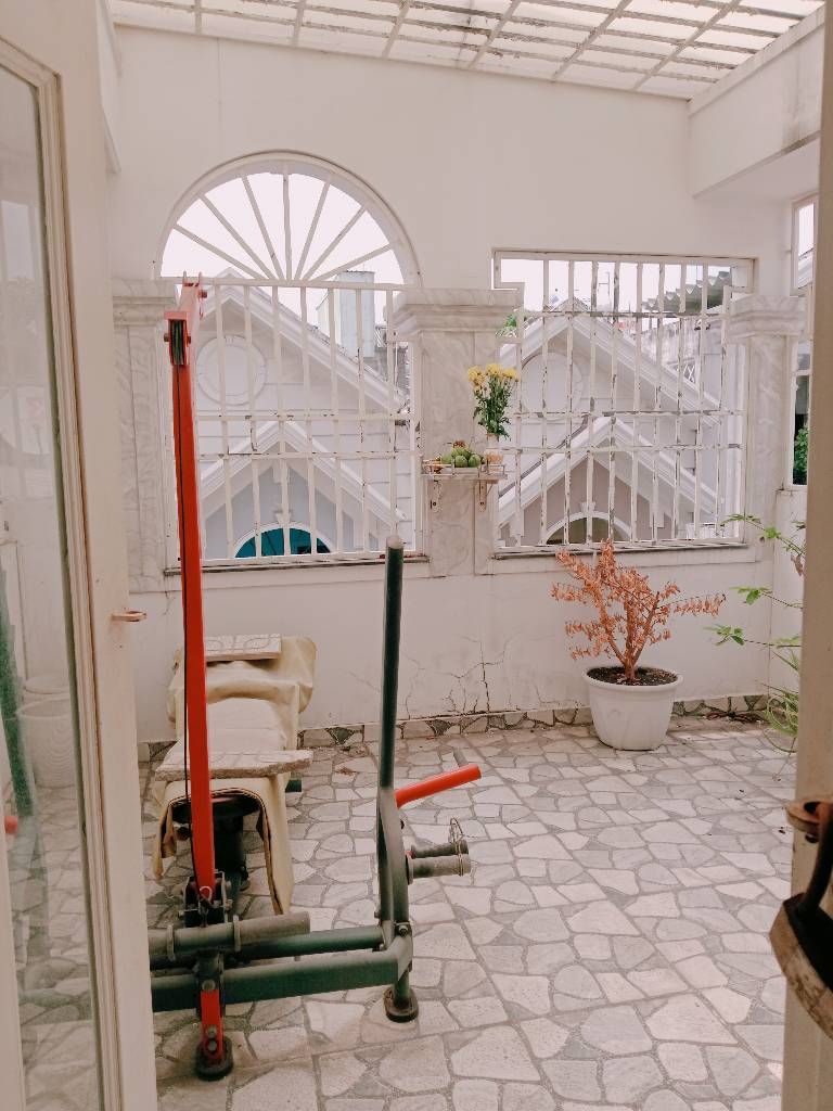 TÂN BÌNH - HÀNG XÓM SÂN BAY - XE HƠI ĐỖ CỬA, 65M2X5 TẦNG BTCT, KHU PL, 8. TỶ. 15981988