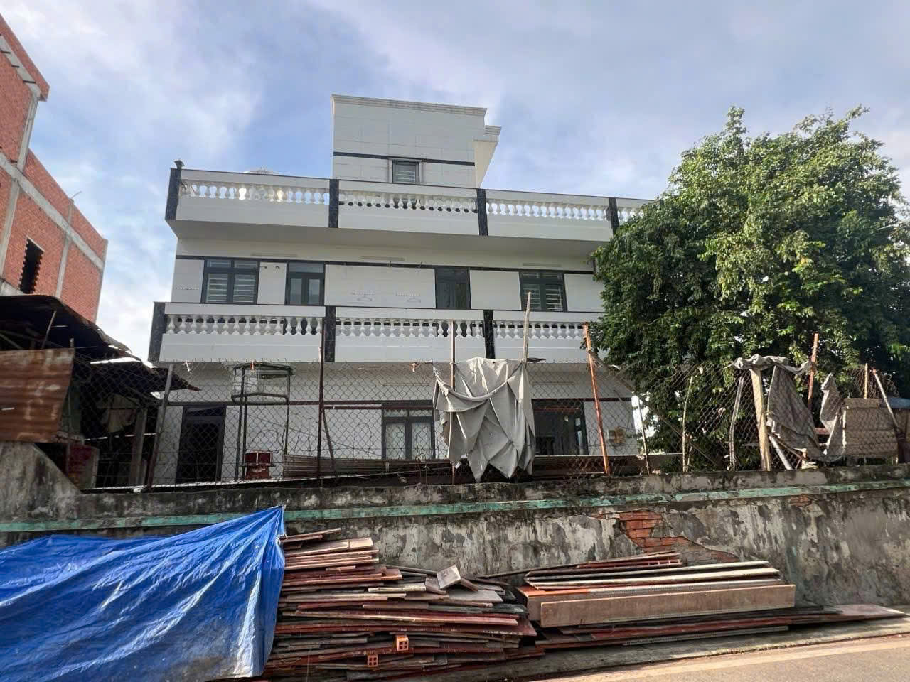 SIÊU PHẨM NHÀ VƯỜN 943M² – TẶNG BIỆT THỰ – NGANG 20M HIẾM – SÁT LÊ THỊ HÀ, HÓC MÔN 15982030