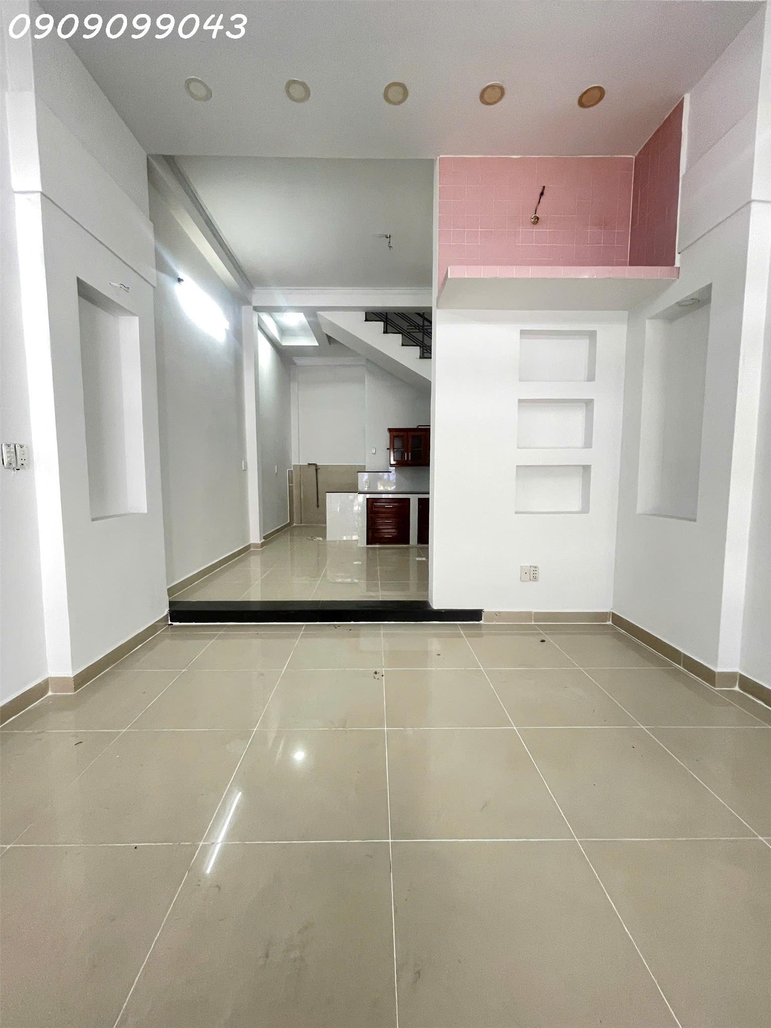 NHÀ BÁN HXH 7 CHỖ ĐỖ CỬA-NHÀ 3 TẦNG BTCT.
ĐƯỜNG TRẦN THỊ CỜ -Q12- 44M2-HƠN NHẸ 5 TỶ 15982048