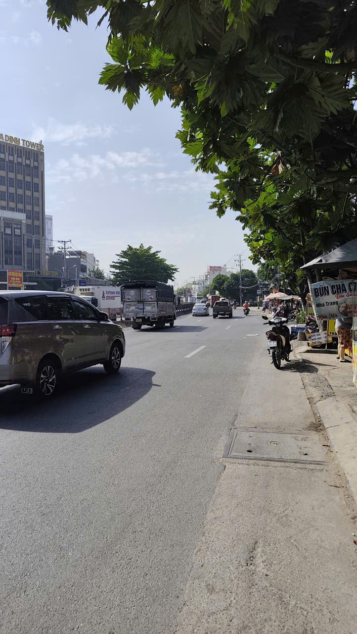 BÁN ĐẤT TẶNG NHÀ TRỆT LẦU MẶT TIỀN – ĐƯỜNG SỐ 7, HIỆP BÌNH PHƯỚC, THỦ ĐỨC 15982171