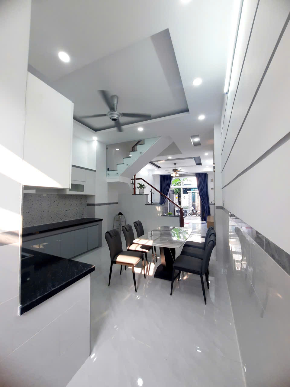 Bán nhà mới xây Full nội thất đường số 6 linh xuân Thủ Đức TPHCM,LH 0909428959 15850575