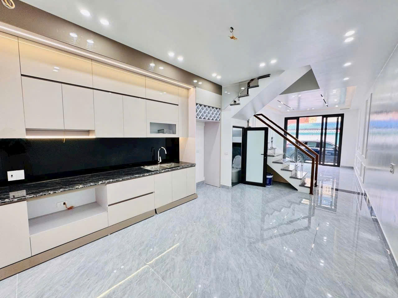 CẦN BÁN NHÀ 4 TẦNG MÓNG CỌC KHOAN NHỒI – MẶT NGÕ ĐẰNG HẢI, HẢI AN, HẢI PHÒNG  Ô TÔ ĐỖ CỬA 15982205