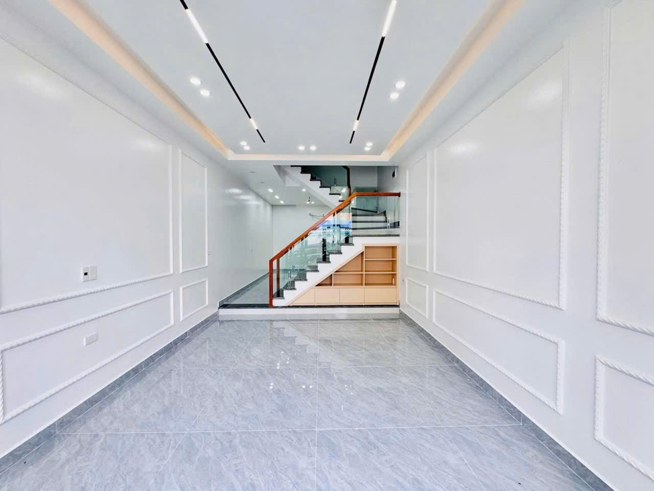 CẦN BÁN NHÀ 4 TẦNG MÓNG CỌC KHOAN NHỒI – MẶT NGÕ ĐẰNG HẢI, HẢI AN, HẢI PHÒNG  Ô TÔ ĐỖ CỬA 15982205