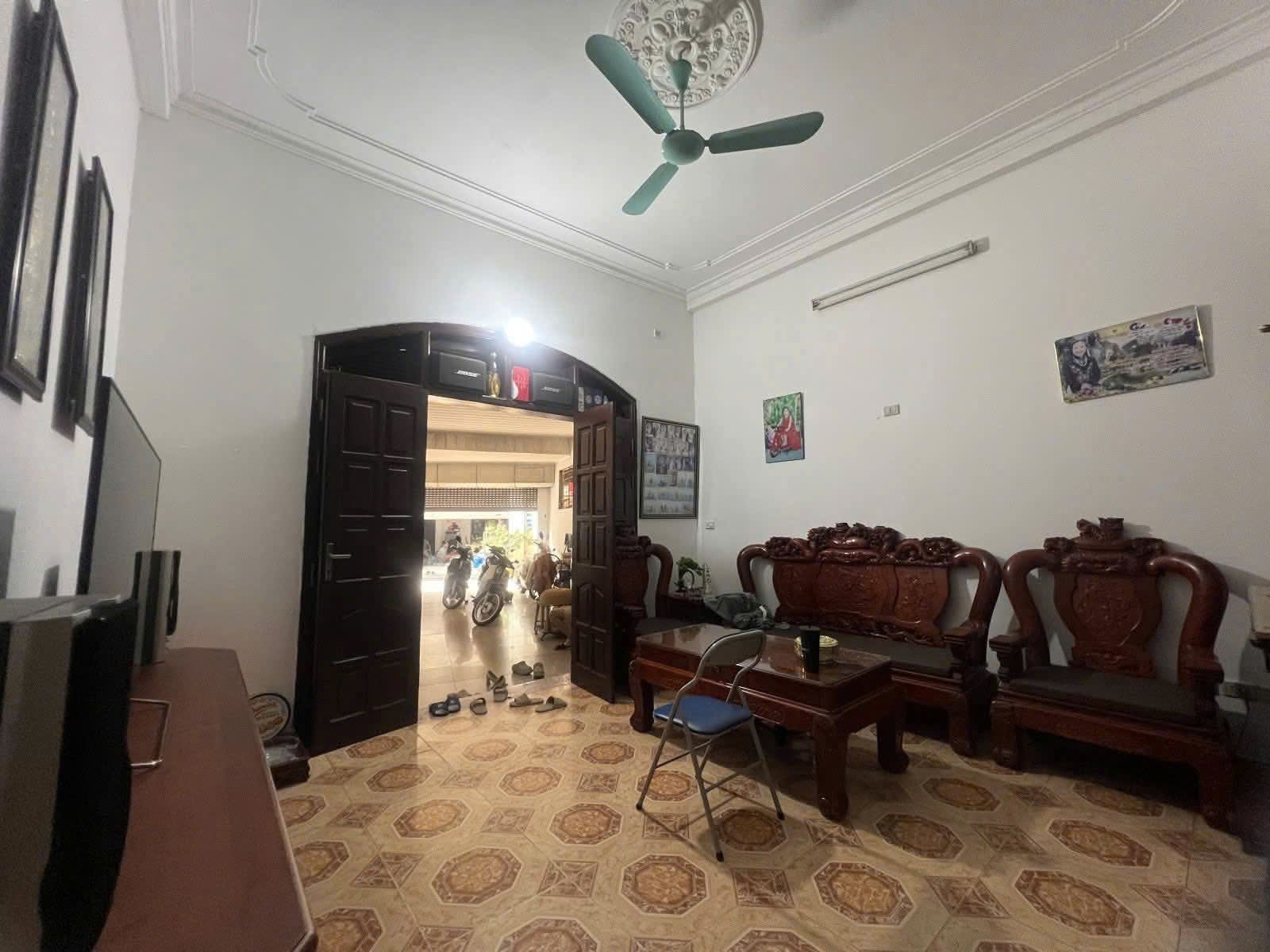 🌷 BÁN NHÀ LONG BIÊN MẶT NGÕ KINH DOANH - GARA 2 OTO - NHÀ DÂN XÂY - GIÁ ĐẦU TƯ 15982228