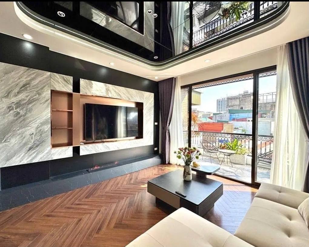 Bán nhà 6 tầng thang máy phố Hoàng Quốc Việt, Cầu Giấy, vỉa hè ô tô tránh, 48m, 17.6 tỷ 15982230