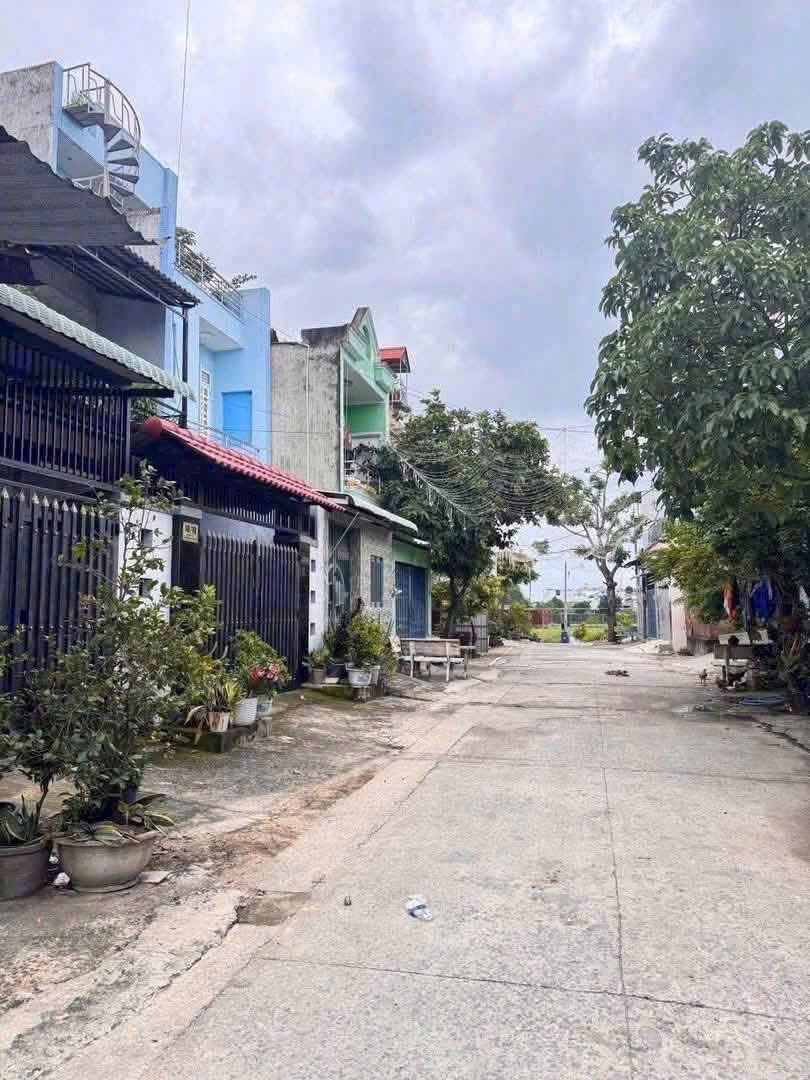 NHÀ (8x20) – HẺM 6M THÔNG TÔ KÝ – GẦN CHỢ BA BẦU – CÓ KHO RIÊNG 15982334