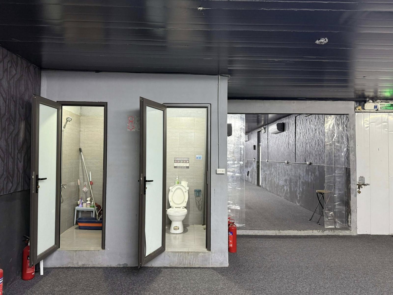 Cho thuê nhà ngõ ô tô Nguyễn Đức Cảnh, Hoàng Mai – 280m2 – 1 tầng – 25tr 15982353