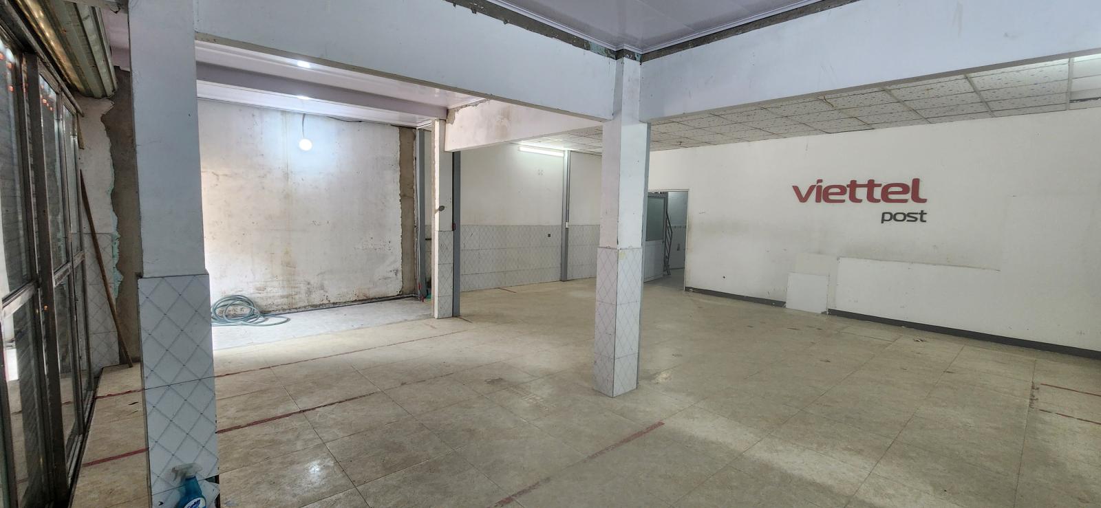 Cho thuê nhà Mặt Tiền Nguyễn Sơn Q.Tân Phú 128m²,NGANG 8M, CẠNH NGÃ TƯ, TRƯỜNG HỌC 15982416