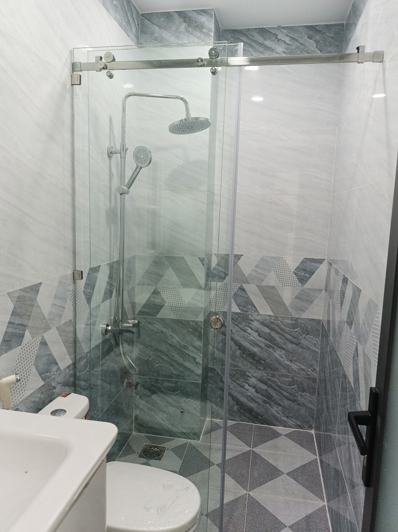 Bán nhà  đường Lã Xuân Oai, Tăng Nhơn Phú A,  Q.9, Thủ Đức, TP HCM. DT 52m2, 4PN. Giá  6.6 tỷ. 15982429