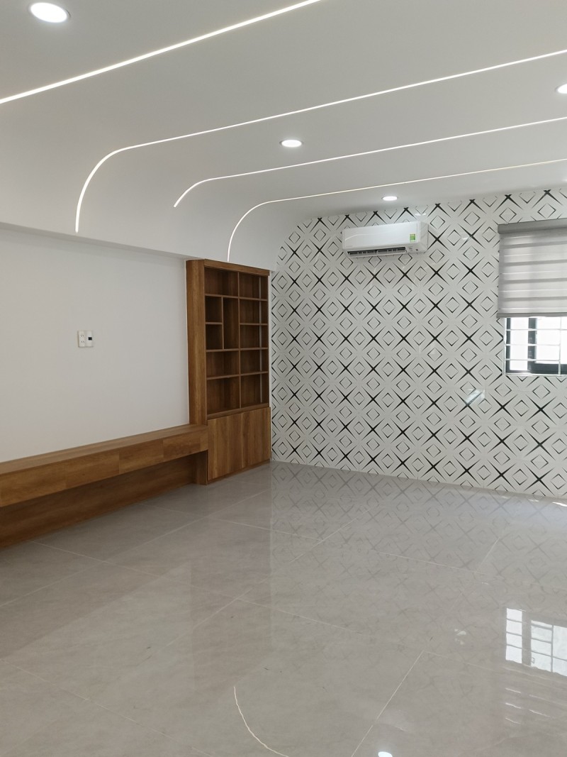 Bán nhà  đường Lã Xuân Oai, Tăng Nhơn Phú A,  Q.9, Thủ Đức, TP HCM. DT 52m2, 4PN. Giá  6.6 tỷ. 15982429