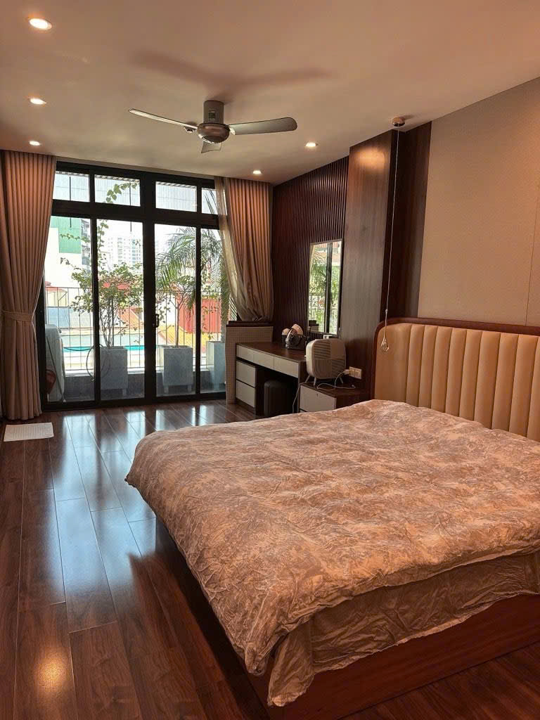 Hàng đẹp, bán nhà Võng Thị Trích Sài, ô tô, 80m 7 tầng thang máy chỉ 25 tỷ 15982431