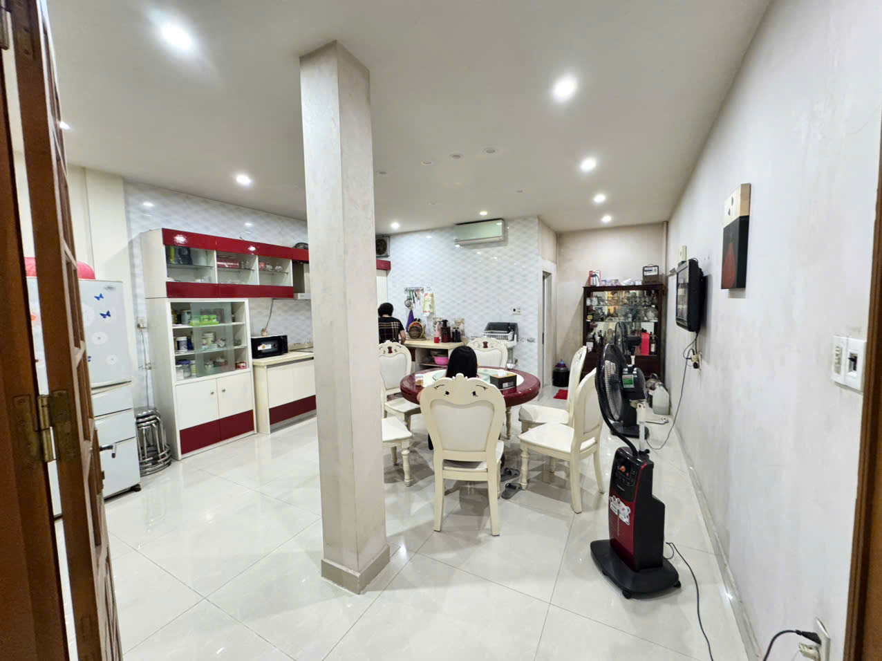 BÁN NHÀ 3 TẦNG NGÕ 2 MÊ LINH – TRUNG TÂM NGÔ QUYỀN – LÔ GÓC 2 MẶT THOÁNG 15982433