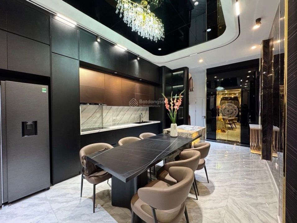 Bán nhà Kim giang, 68m2 x4 tầng,ngõ oto, giá 10,8 tỷ, sổ đỏ,kinh doanh 15982441