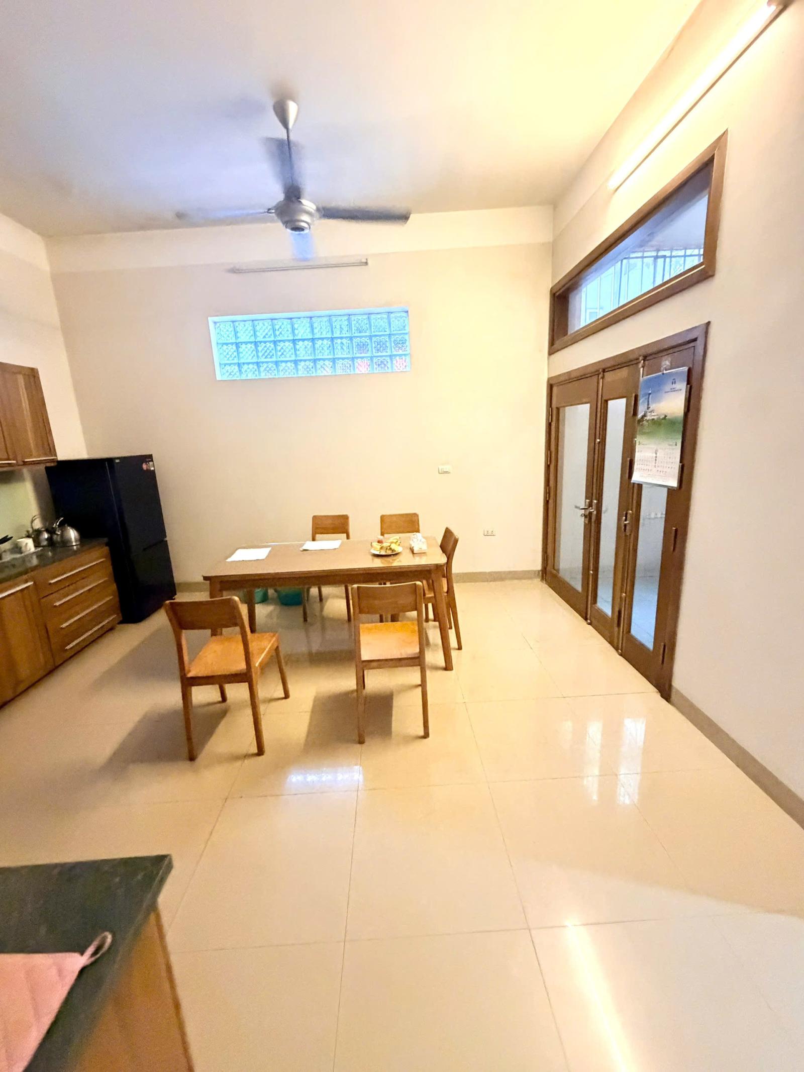 BÁN NHÀ NGÕ VÕNG THỊ 104M 5 TẦNG MT 5 M 2 MẶT NGÕ NGÕ THÔNG GIÁ 27.5 TỶ 0336212066 15982444