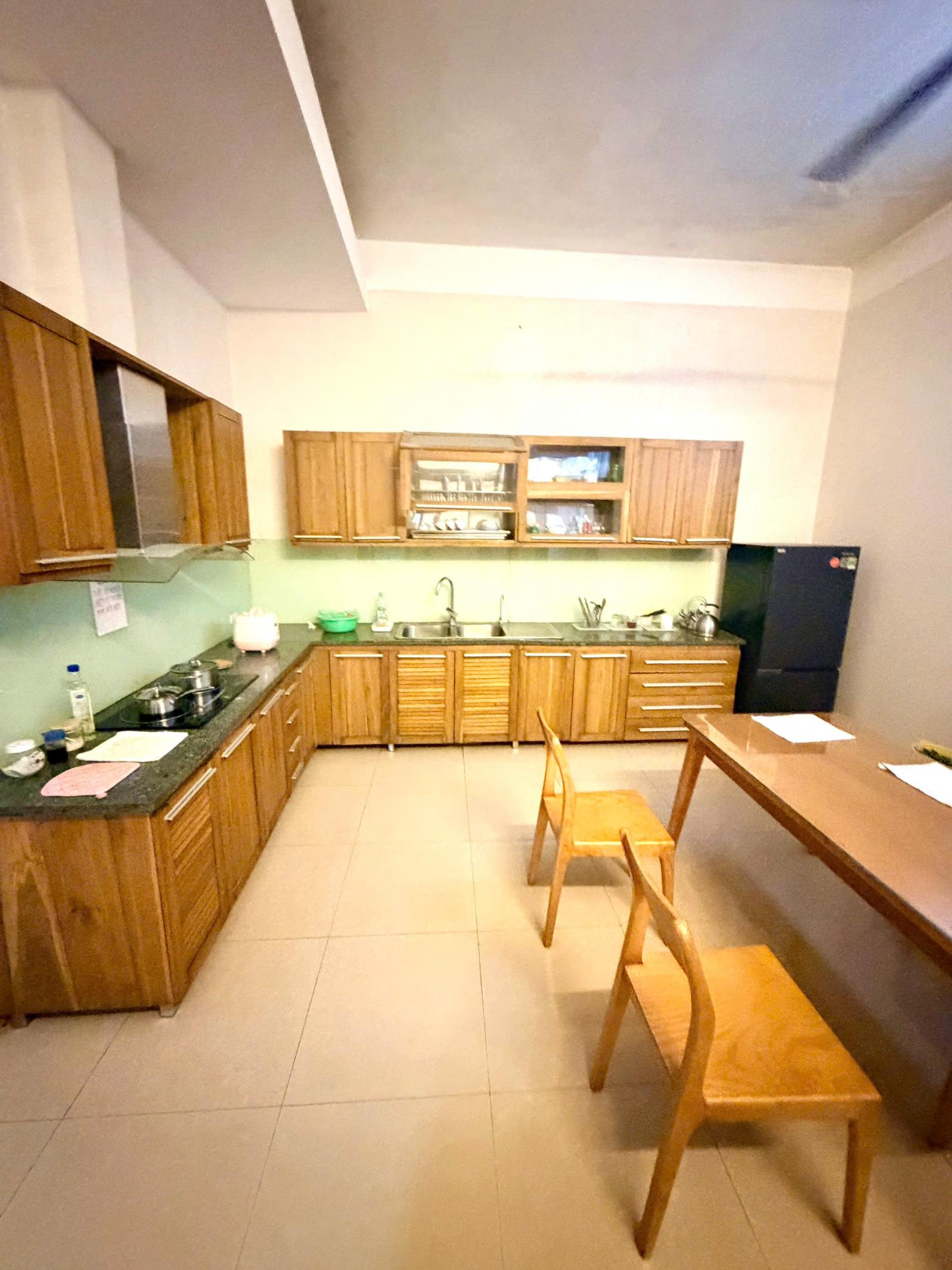 BÁN NHÀ NGÕ VÕNG THỊ 104M 5 TẦNG MT 5 M 2 MẶT NGÕ NGÕ THÔNG GIÁ 27.5 TỶ 0336212066 15982444