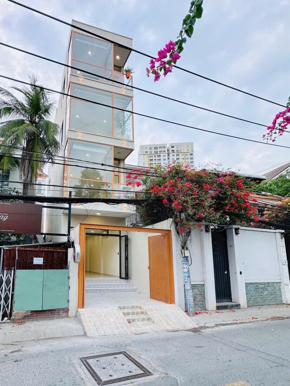 cần Bán Nhà Phố Thảo Điền Quận 2 ,  đường Số 47 Thảo Điền 15982491