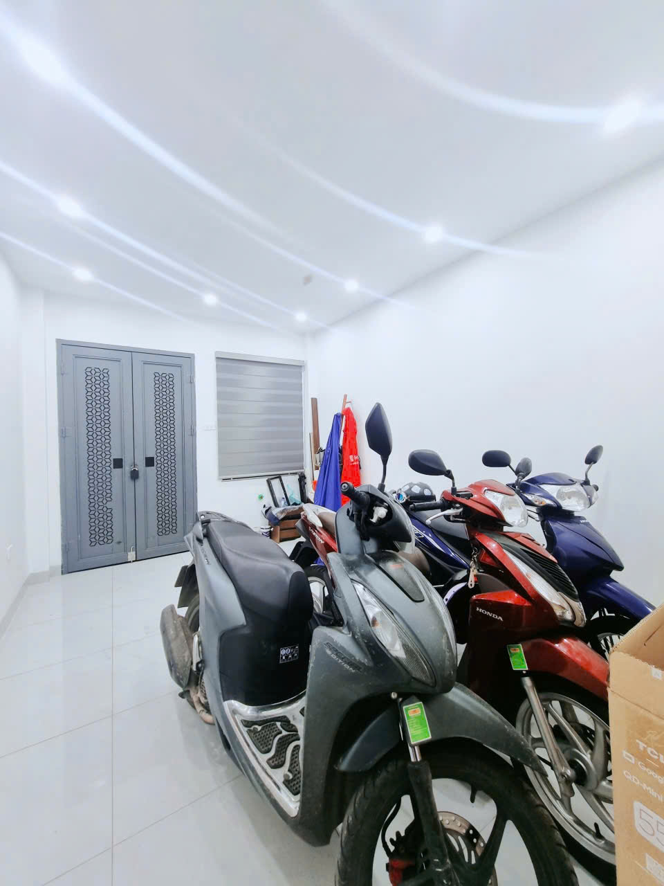 BÁN NHÀ VĂN CAO 43M 5 TẦNG THANG MÁY TẶNG FULL NỘI THẤT NGÕ THÔNG 2 MẶT NGÕ GIÁ 16.8 TỶ 0878168006 15982498