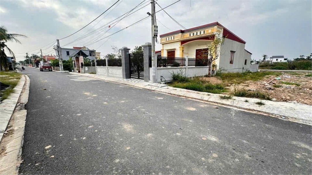 Đất nền Ngũ Phúc Kiến Thụy ô tô tránh nhau - ZALO 0567 222 555 15982527