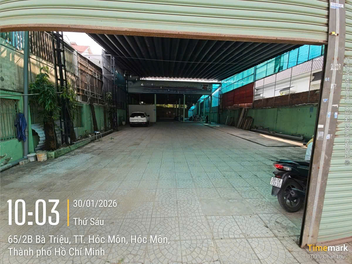 XƯỞNG MẶT TIỀN BÀ TRIỆU – GẦN BV HÓC MÔN – QUỸ ĐẤT LỚN HIẾM 15982566