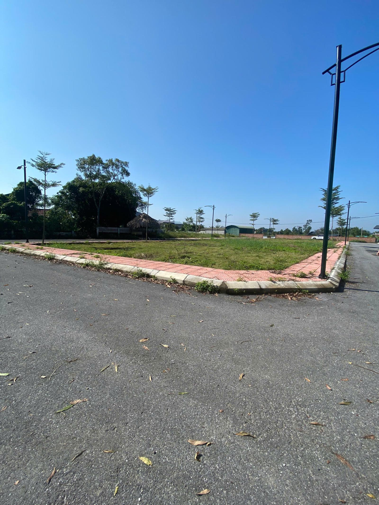 [SIÊU PHẨM SÓC SƠN] - 144m2 Đất Full Thổ Cư - Mặt Tiền Khủng - Giá Cực Tốt chỉ hơn 3 Tỷ
 15982572