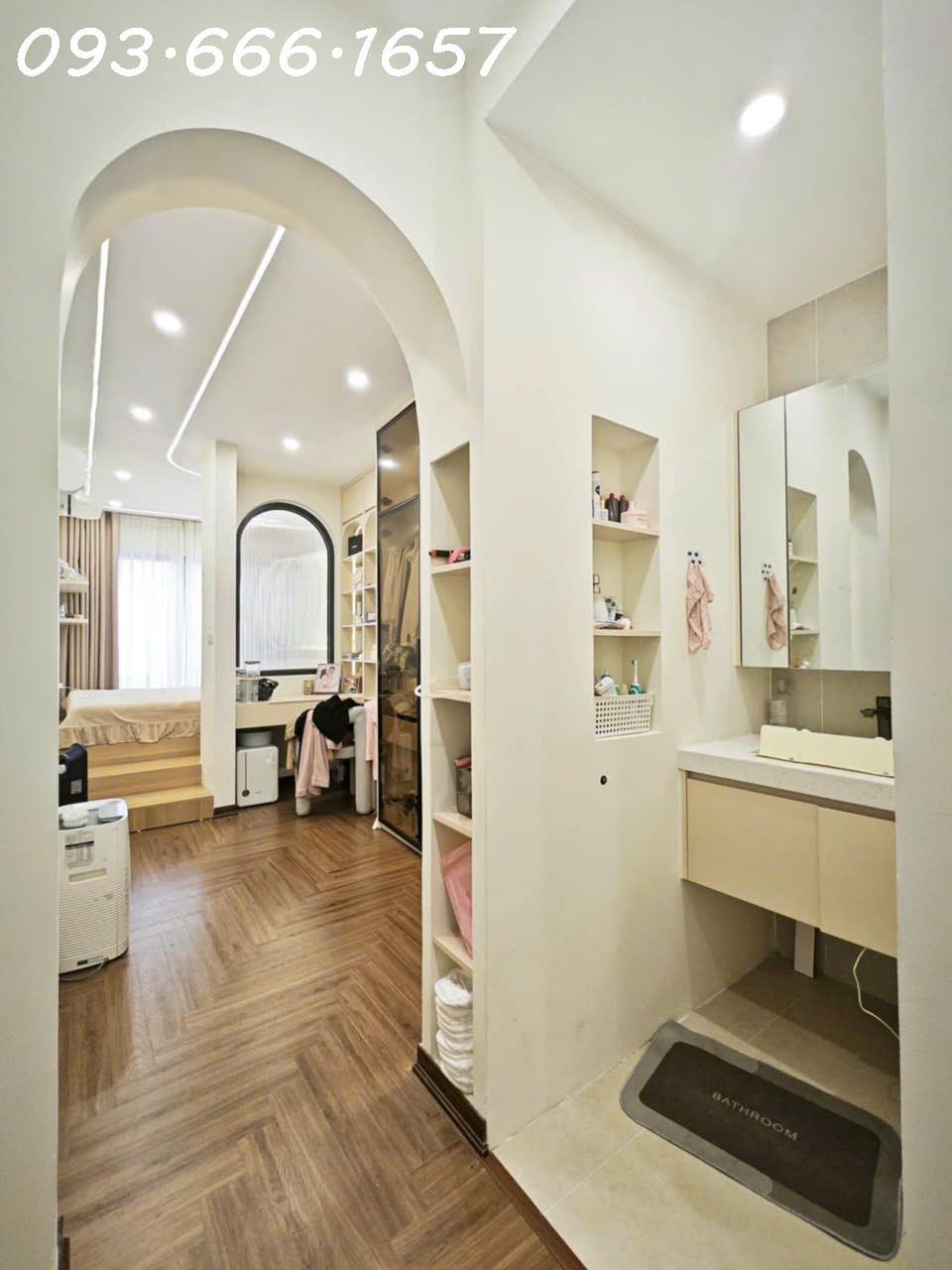 Bán BĐS 30m 4T Ở Ngay Sân Cổng riêng , có thể TL Mạnh tại Minh Khai ,Thông Tin Thật 15982613