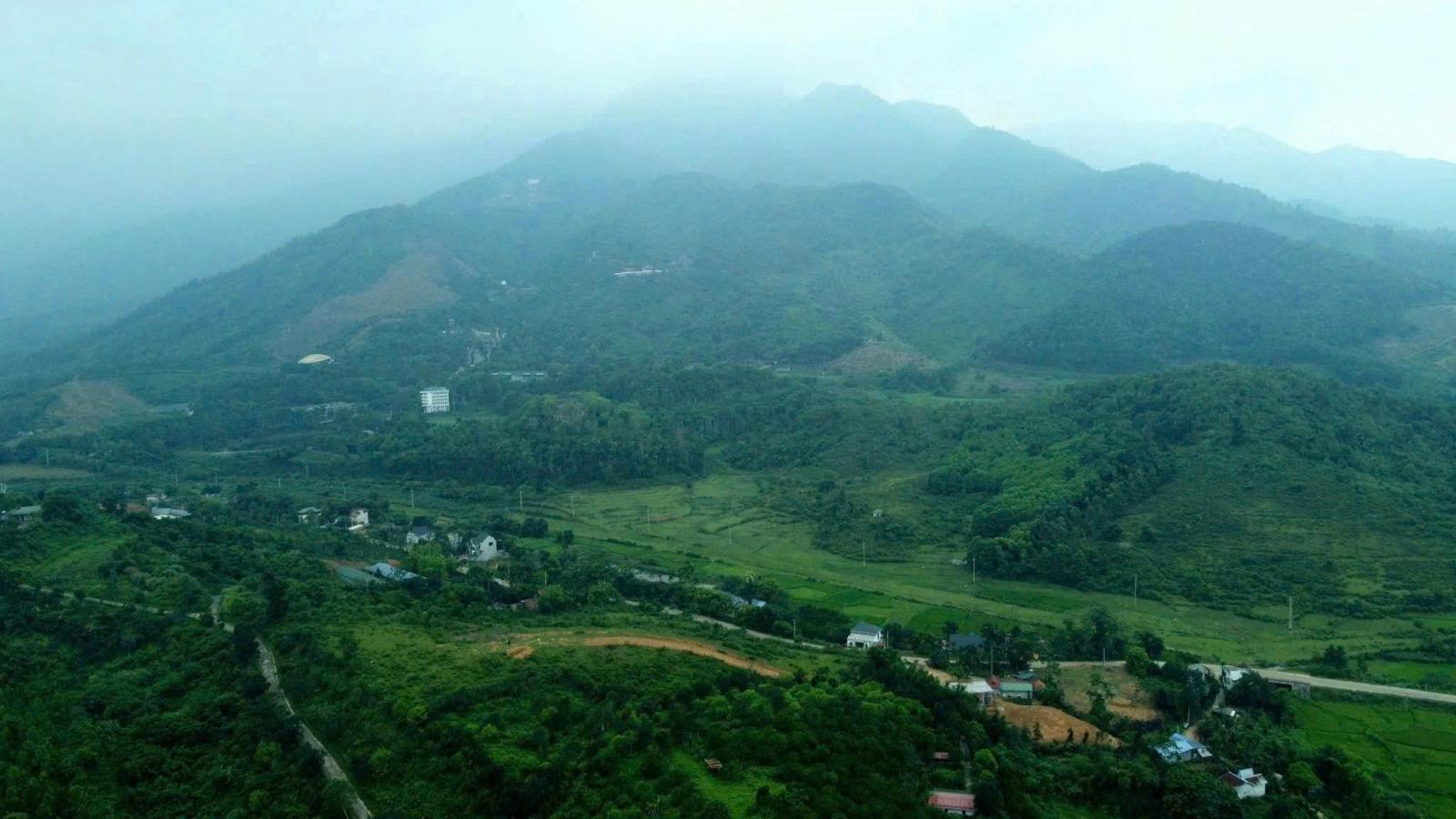 SỞ HỮU NGAY LÔ ĐẤT ĐẸP - GIÁ TỐT - Vị Trí Đắc Địa Tại Yên Trung, Thạch Thất, Hà Nội 15982628