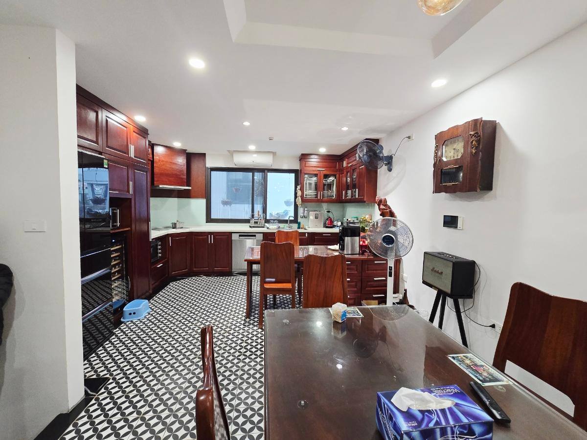 NHÀ ĐẸP PHỐ ĐỘI CẤN  58M 7T GIÁ 25 TỶ NGÕ Ô TÔ- KINH DOANH ĐẮC ĐỊA- KHU PHỐ SẦM UẤT 15982630