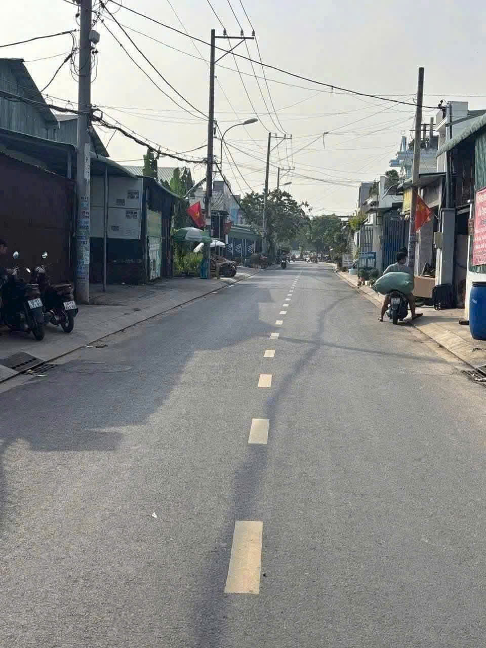 HÀNG HIẾM ĐÔNG THẠNH 8-1 – SÁT Q12 – GẦN CHỢ GẤU & NHÀ THỜ TÂN ĐÔNG 15982643