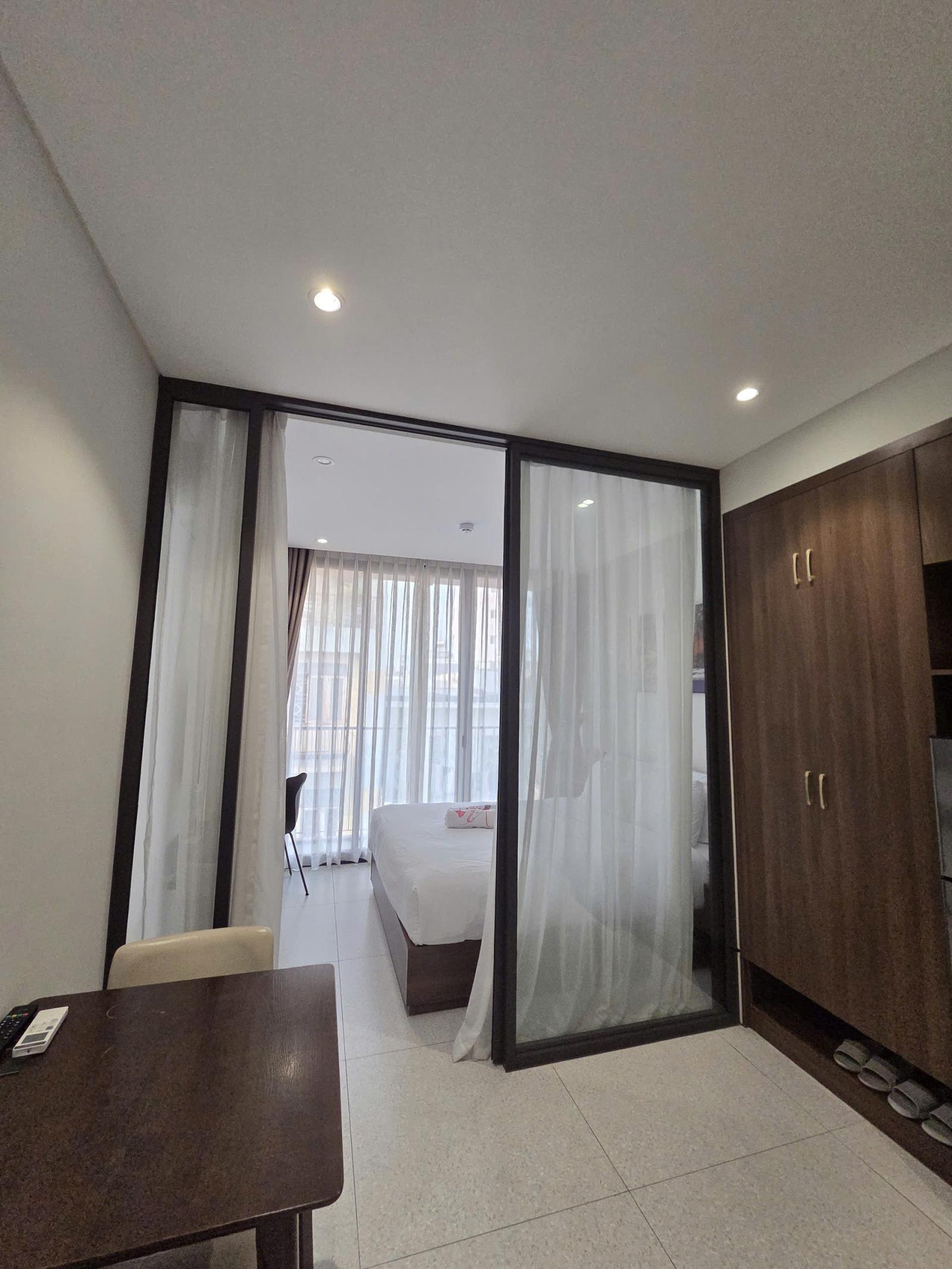 (Tin thật 100%) Bán tòa Apartment 240m2 x 27P Trần Thái Tông - DT 2,75 tỷ ~ 8%/năm - HH MG 15982689