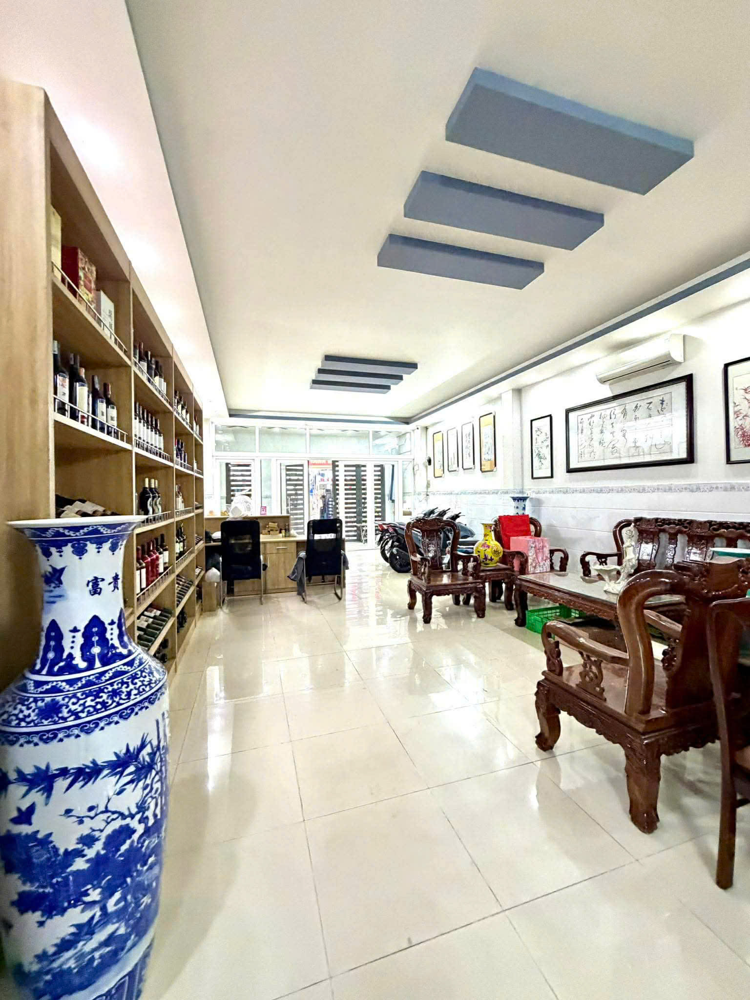 Bán nhà Mặt tiền Hoàng Ngọc Phách - giao Phú Thọ Hòa, 5,8x22m, 5 Tầng - 6PN, 23,5 tỷ. 15982699