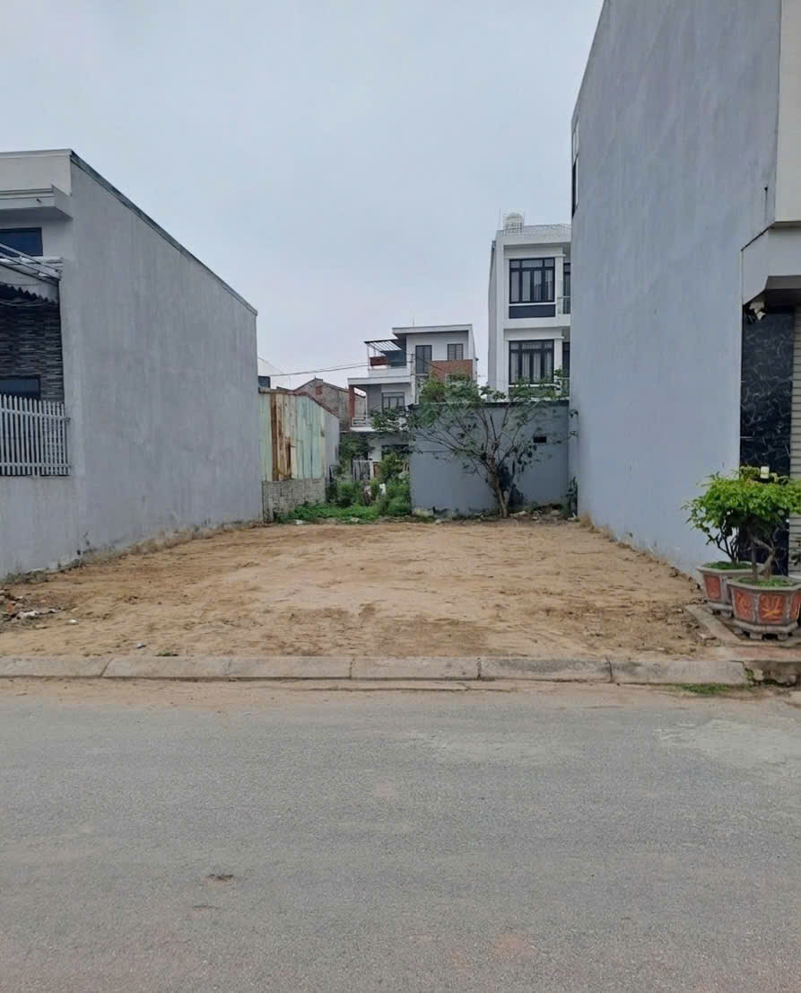 Cần tiền bán gấp mảnh đất 90m2, đường rộng 5m, chỉ hơn 1 tỷ 15982710