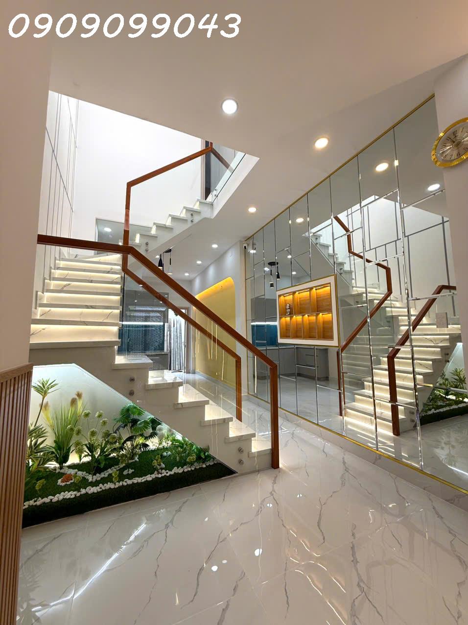 B1 NHÀ MỚI XÂY MỚI-VÀO Ở NGAY ĐÔNG HƯNG THUẬN Q12
GẦN CHỢ CẦU QUANG TRUNG GIÁP VÁCH GÒ VẤP 67M2 15982750