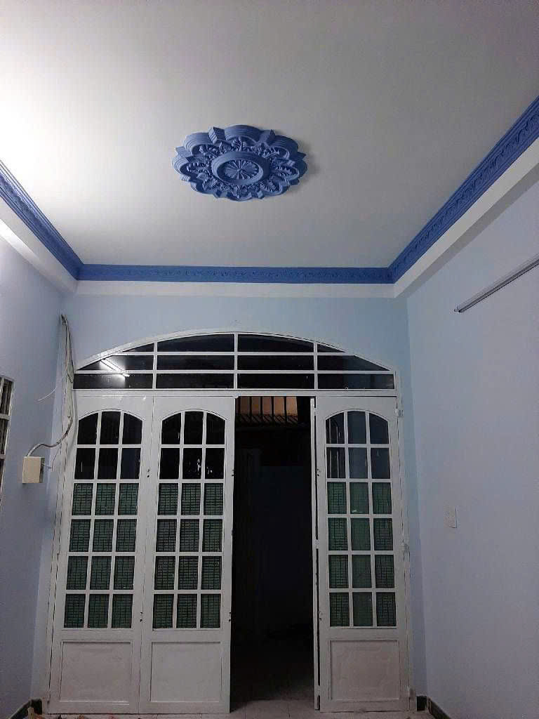 HÀNG HIẾM :Chỉ 3,8Tỷ Có Nhà HXH-2 Tầngh-Sổ Riêng-Gần Chợ-An Cư Lâu Dài Quận 9 15982752