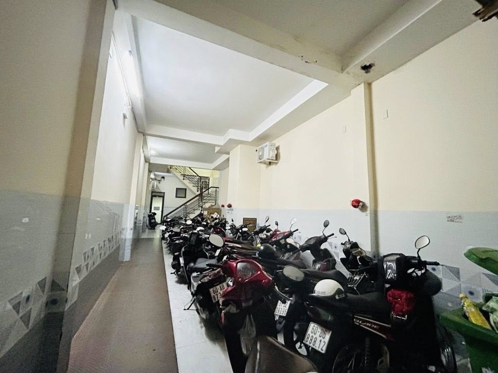 CĂN HỘ DỊCH VỤ 25 PHÒNG – DÒNG TIỀN 80TR/THÁNG – HXH 8M – 112M2 CHỈ 15 TỶ 15982790