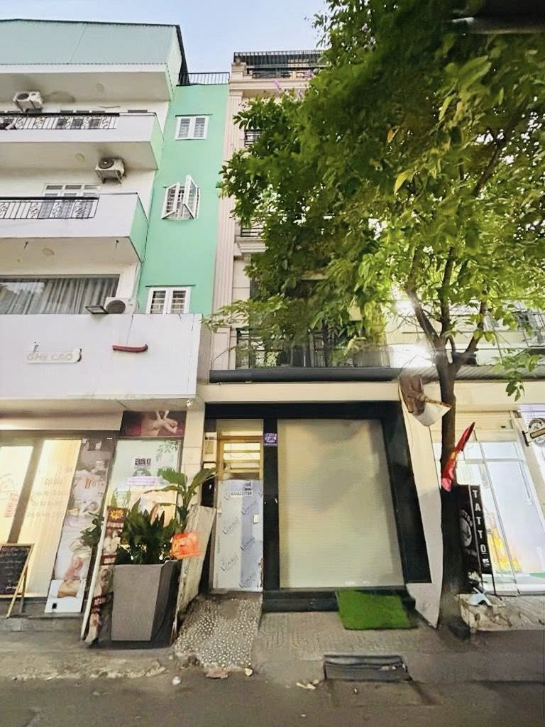 Giáp Đầm Sen - CHDV 25 phòng 1 trệt 4 lầu 112m2 HXH 8m dòng tiền 80tr Chỉ 15 TL 15982810