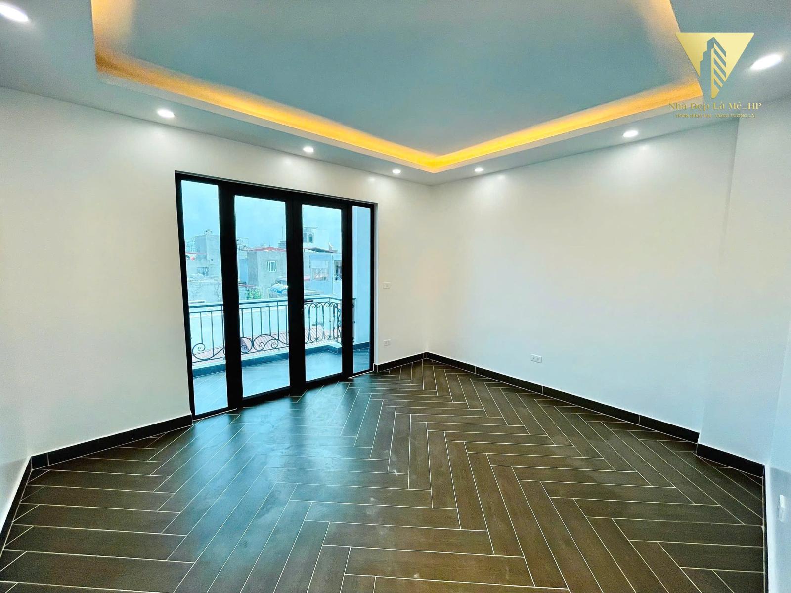 BÁN NHÀ 4 TẦNG SAU NGUYỄN HỮU TUỆ – NGÔ QUYỀN – Ô TÔ ĐỖ SÁT CỬA – GIÁ 3,85 TỶ 15982815