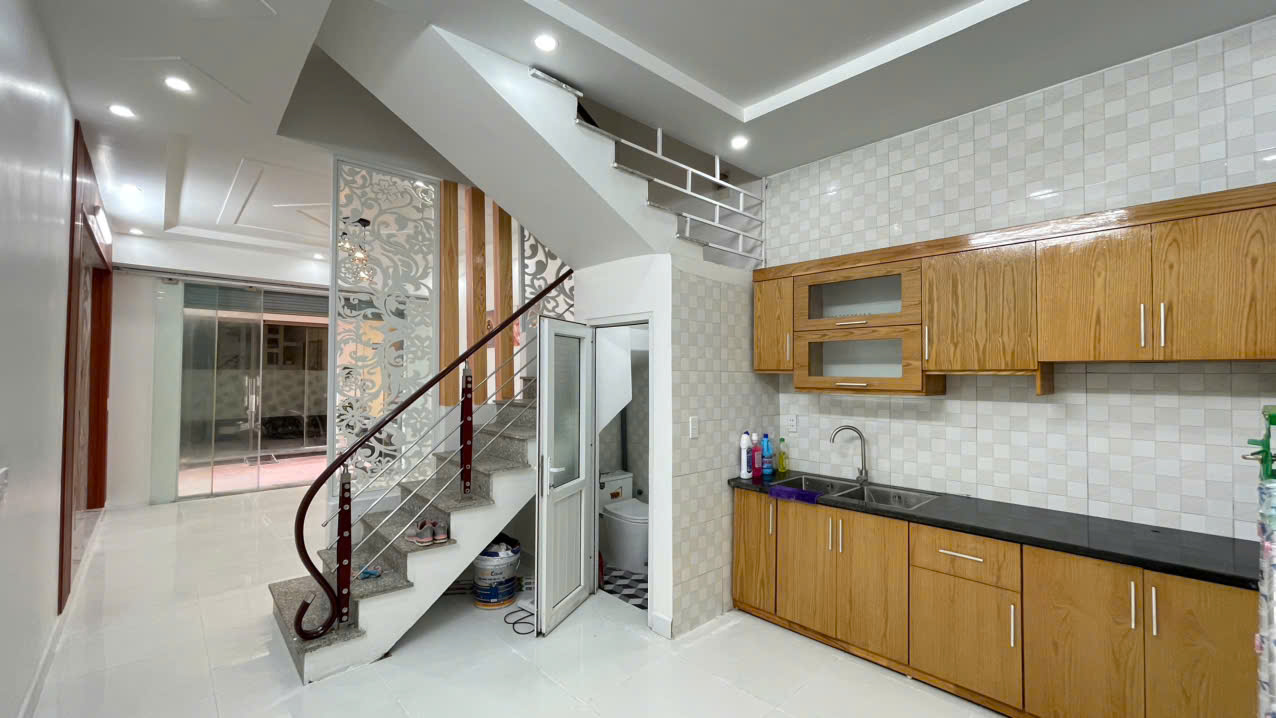 BÁN NHÀ 3 TẦNG ĐẰNG HẢI – GẦN CHỢ LŨNG ĐÔNG  Ô TÔ ĐỖ CỬA  GIÁ TỐT 15982828