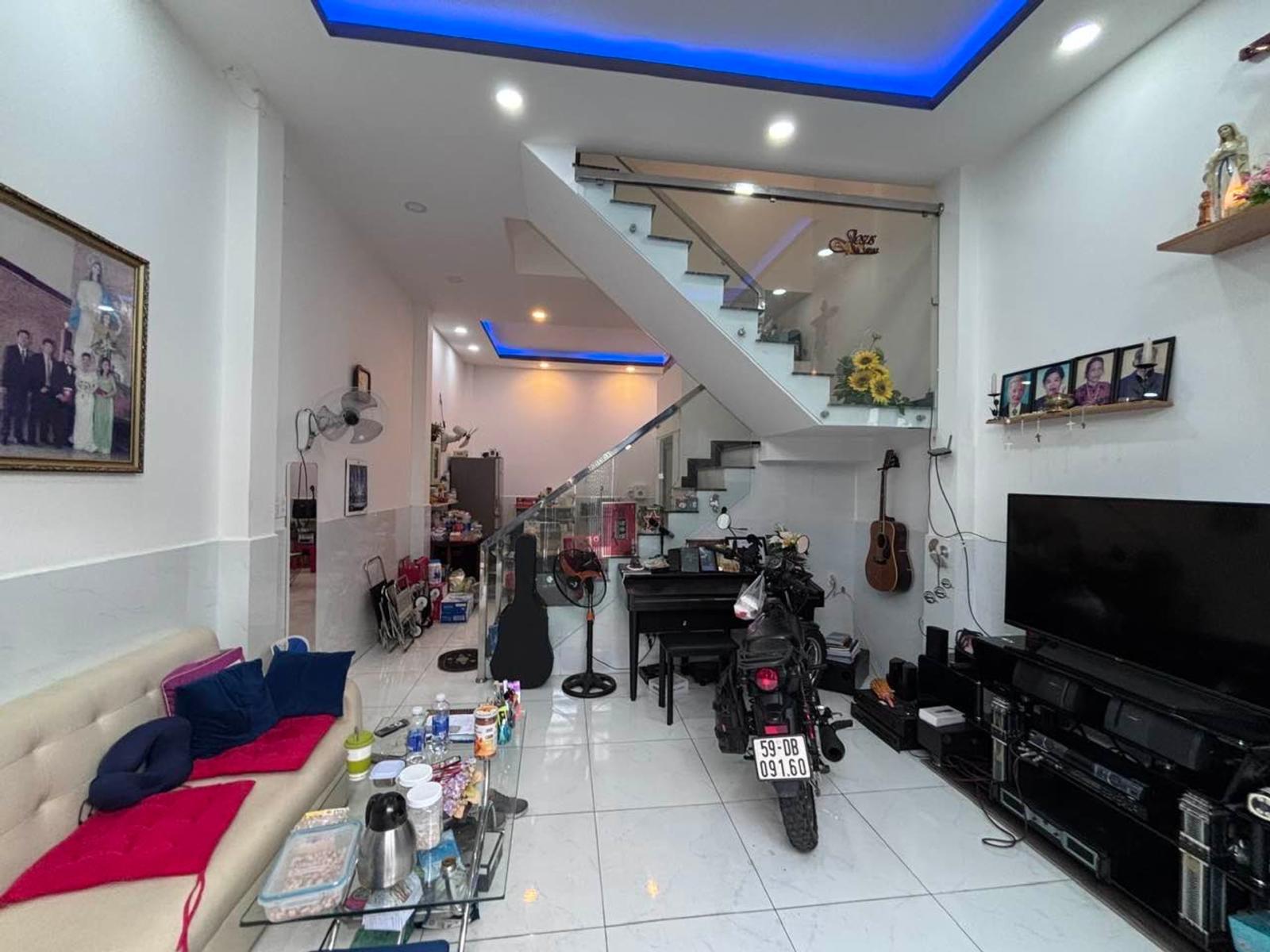 SÁT VÁCH AEON TÂN PHÚ – XE HƠI NGỦ TRONG NHÀ – 3 TẦNG ĐÚC – CHỈ 6.X TỶ!  15982832