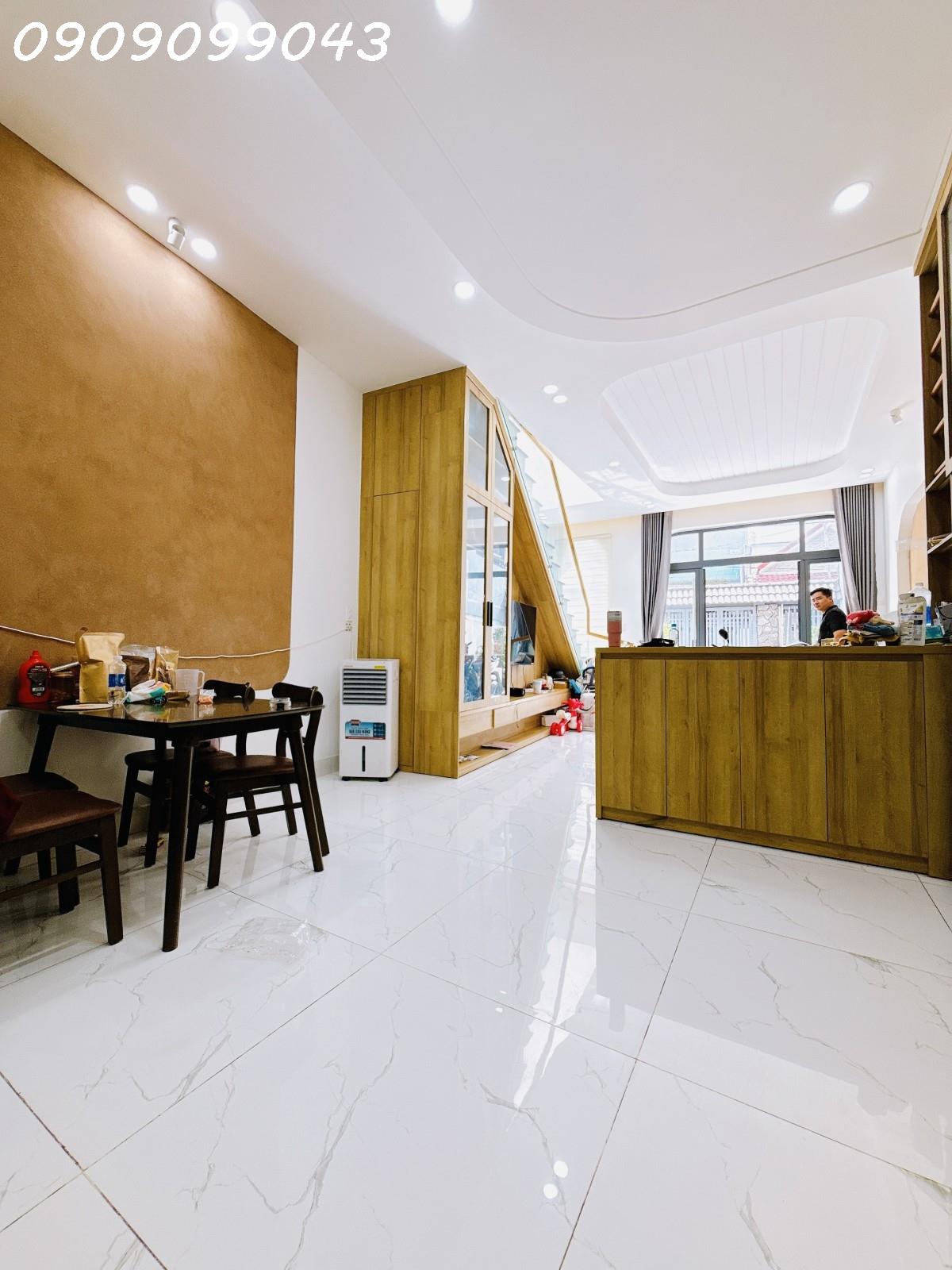 🔥NHÀ 2 TẦNG MỚI CỨNG-94M2 NGANG 6MÉT-SÂN ĐẬU Ô TÔ.
GIÁP TÂN BÌNH-NHỈNH 6 TỶ. 15982838