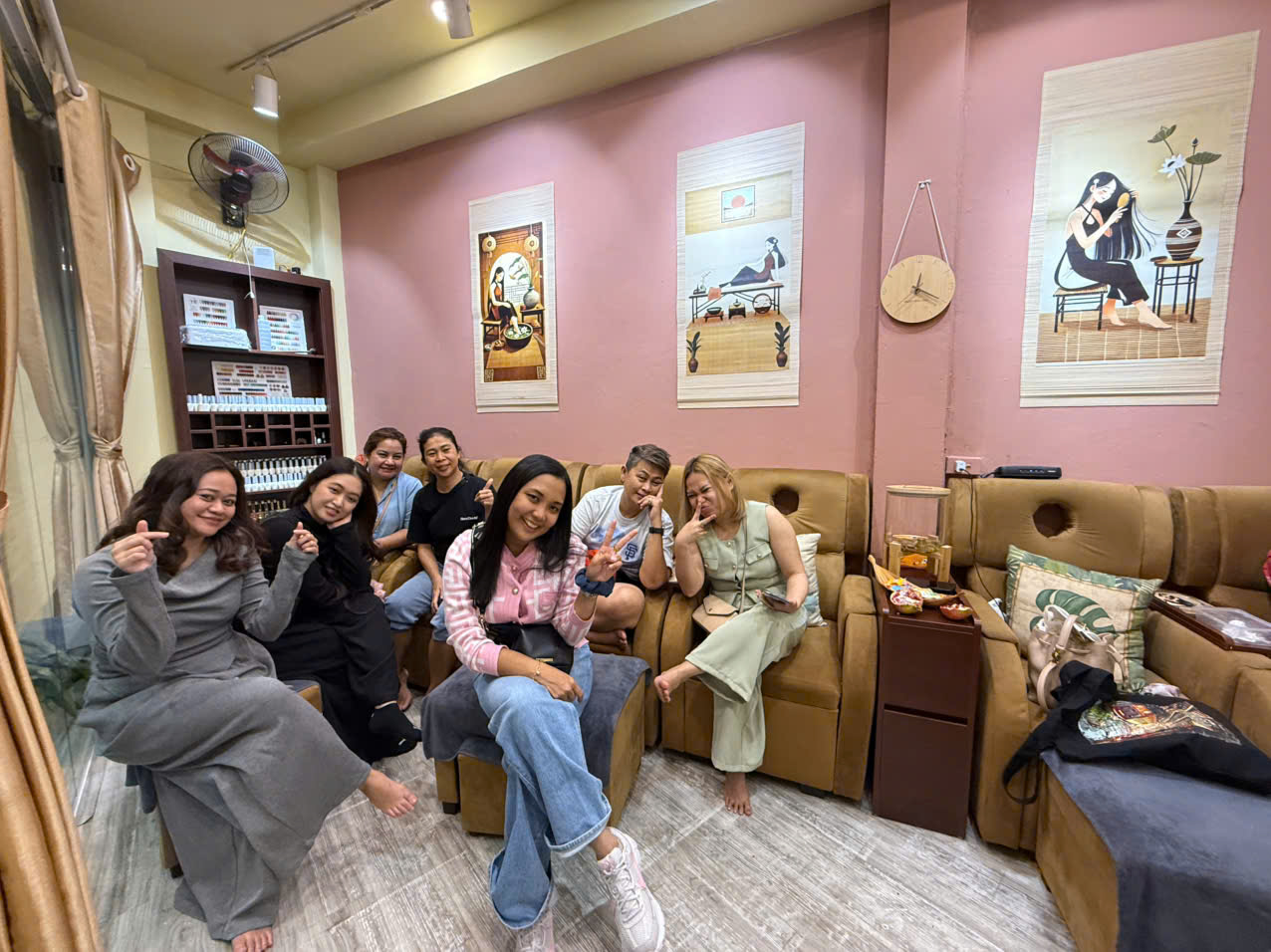 TÌM CHỦ MỚI CHO EM Địa chỉ 17B Hàng Da Phường Cửa Đông Quận Hoàn Kiếm Thành phố Hà Nội 15982850