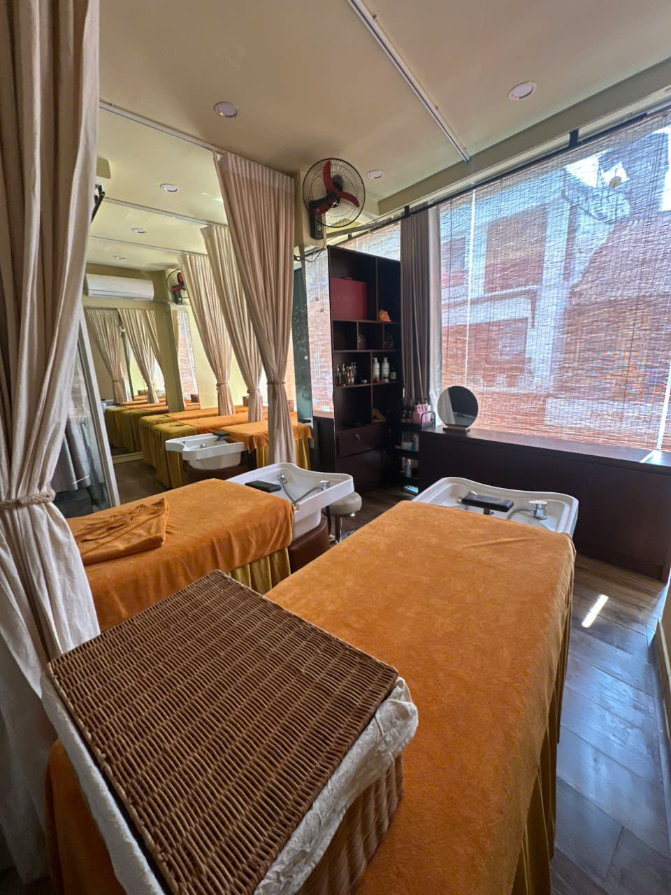 TÌM CHỦ MỚI CHO EM Địa chỉ 17B Hàng Da Phường Cửa Đông Quận Hoàn Kiếm Thành phố Hà Nội 15982850