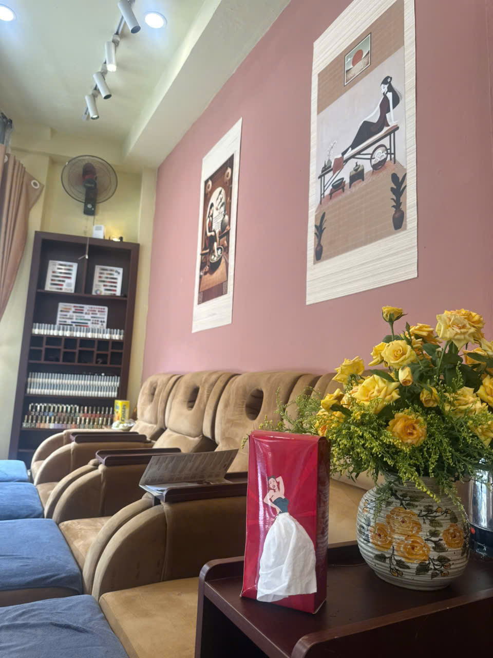 TÌM CHỦ MỚI CHO EM Địa chỉ 17B Hàng Da Phường Cửa Đông Quận Hoàn Kiếm Thành phố Hà Nội 15982850