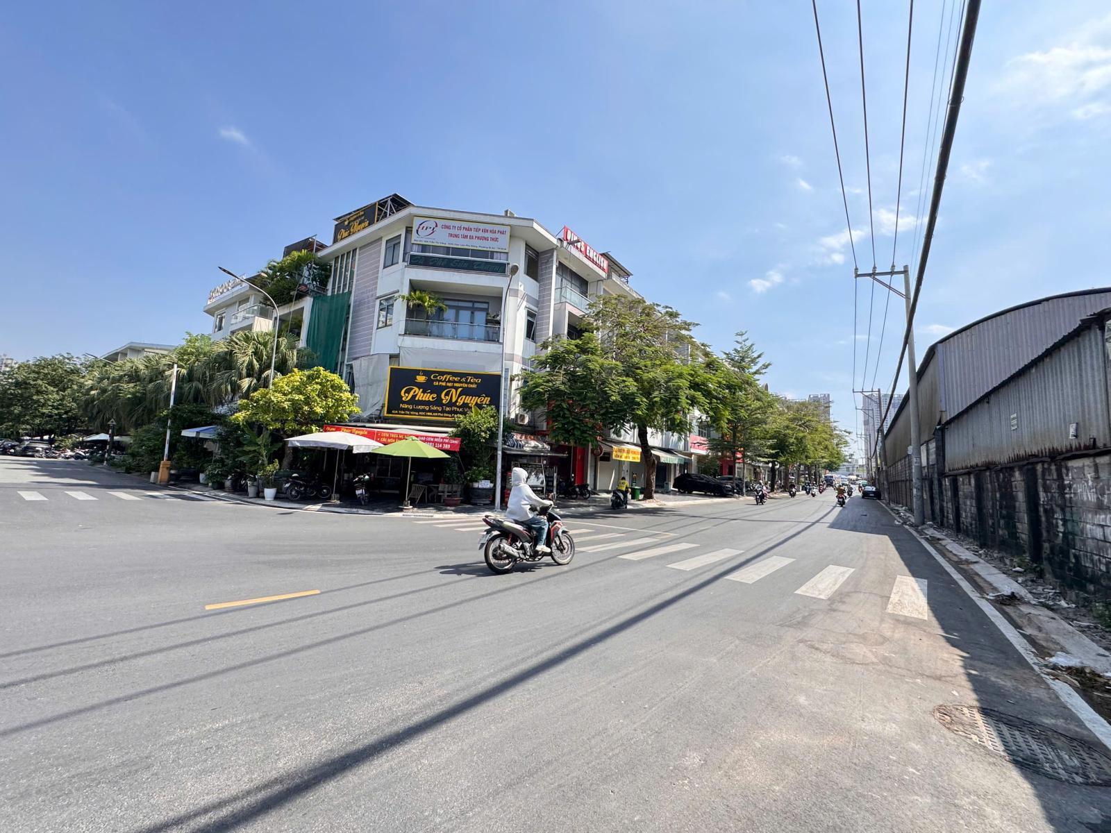 CHÍNH CHỦ BÁN NHÀ MẶT TIỀN TRẦN THỊ VỮNG – HIM LAM PHÚ ĐÔNG  100M²  4 TẦNG  13.5 TỶ 15982854