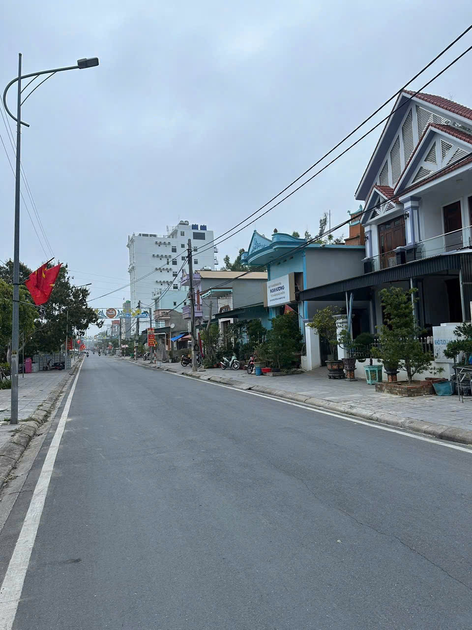 CHÍNH CHỦ CHÀO BÁN LÔ ĐẤT FULL ĐẤT Ở, MẶT TIỀN 10M TRUNG TÂM ĐẶC KHU CÔ TÔ. 15982999