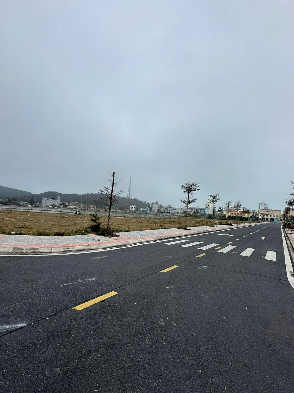 CHÍNH CHỦ CHÀO BÁN LÔ ĐẤT FULL ĐẤT Ở, MẶT TIỀN 10M TRUNG TÂM ĐẶC KHU CÔ TÔ. 15982999