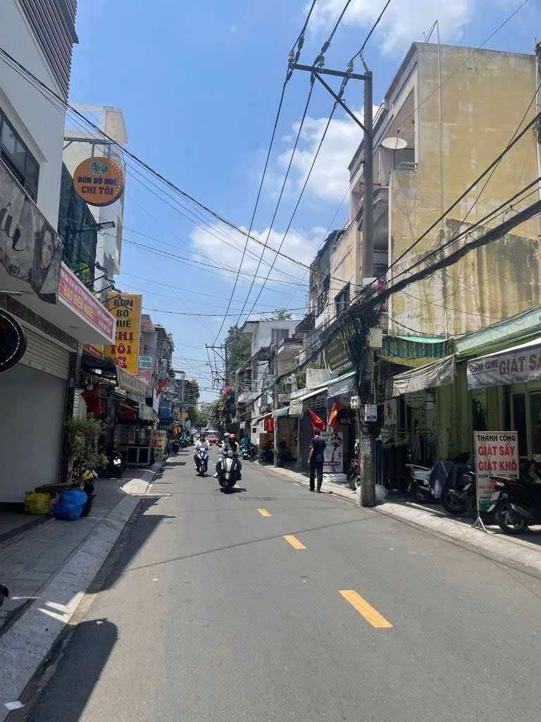 HẺM 2 🚘 TRÁNH KINH DOANH SẦM UẤT SÁT BÊN EMART - ĐỐI DIỆN BÙI QUANG LÀ THÔNG SỐ CHUẨN Phan Huy Ích  15983019