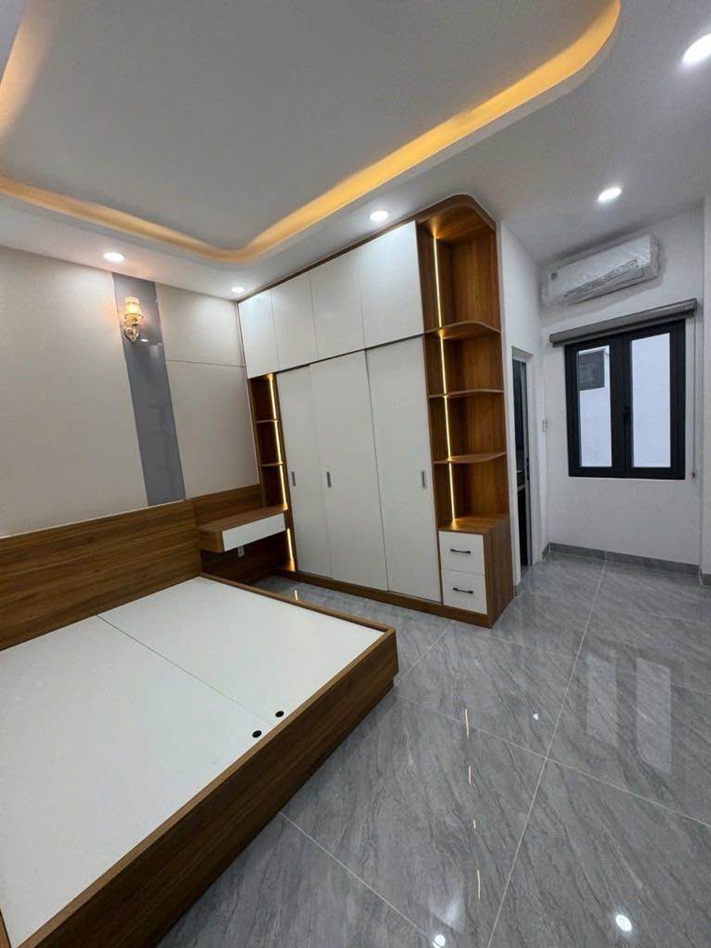 Nhà mới 5 tầng tại khu vực có tiềm năng phát triển ổn định 15983031