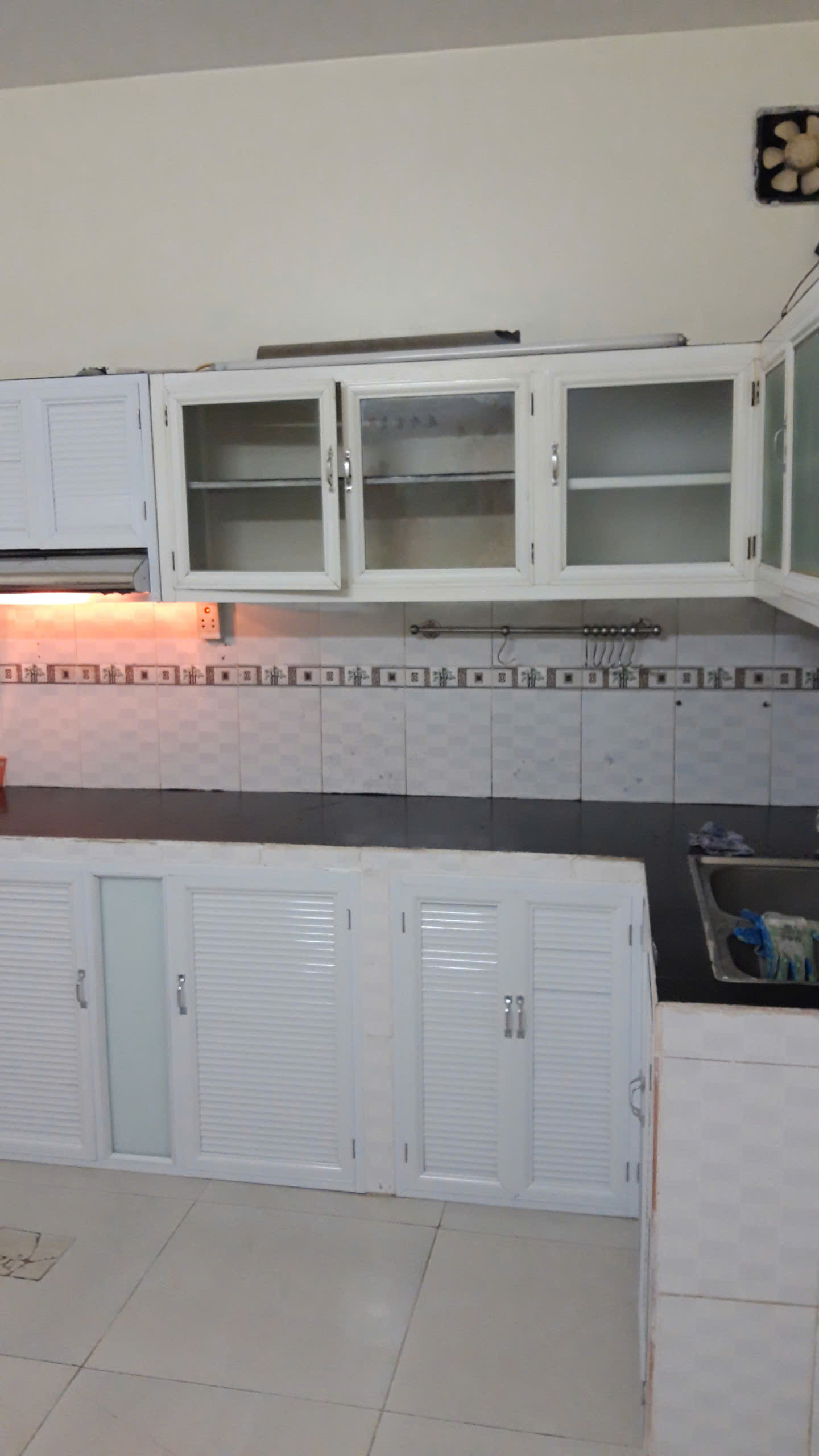 Bán và cho thuê nhà 3 tầng,đủ nội thất,vào ở ngay Số 84A đường Cống Đông, An Hải,Hải Phòng 15983070