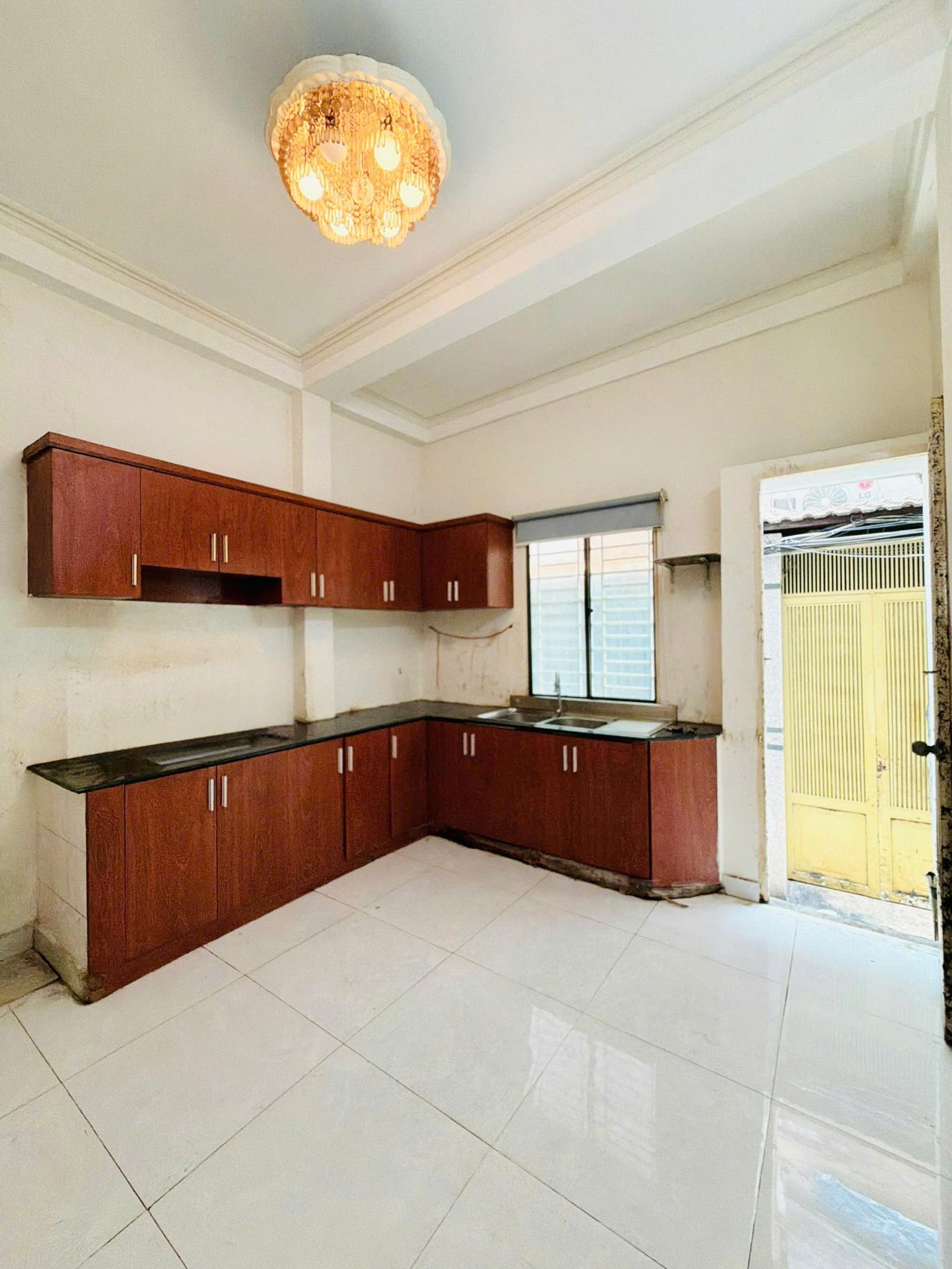Bán nhà hẻm ô tô đỗ cửa quận Phú Nhuận,Trệt 3 tầng, 4PN-4Wc, giáp Q1 chỉ 7.2 tỷ 15983083
