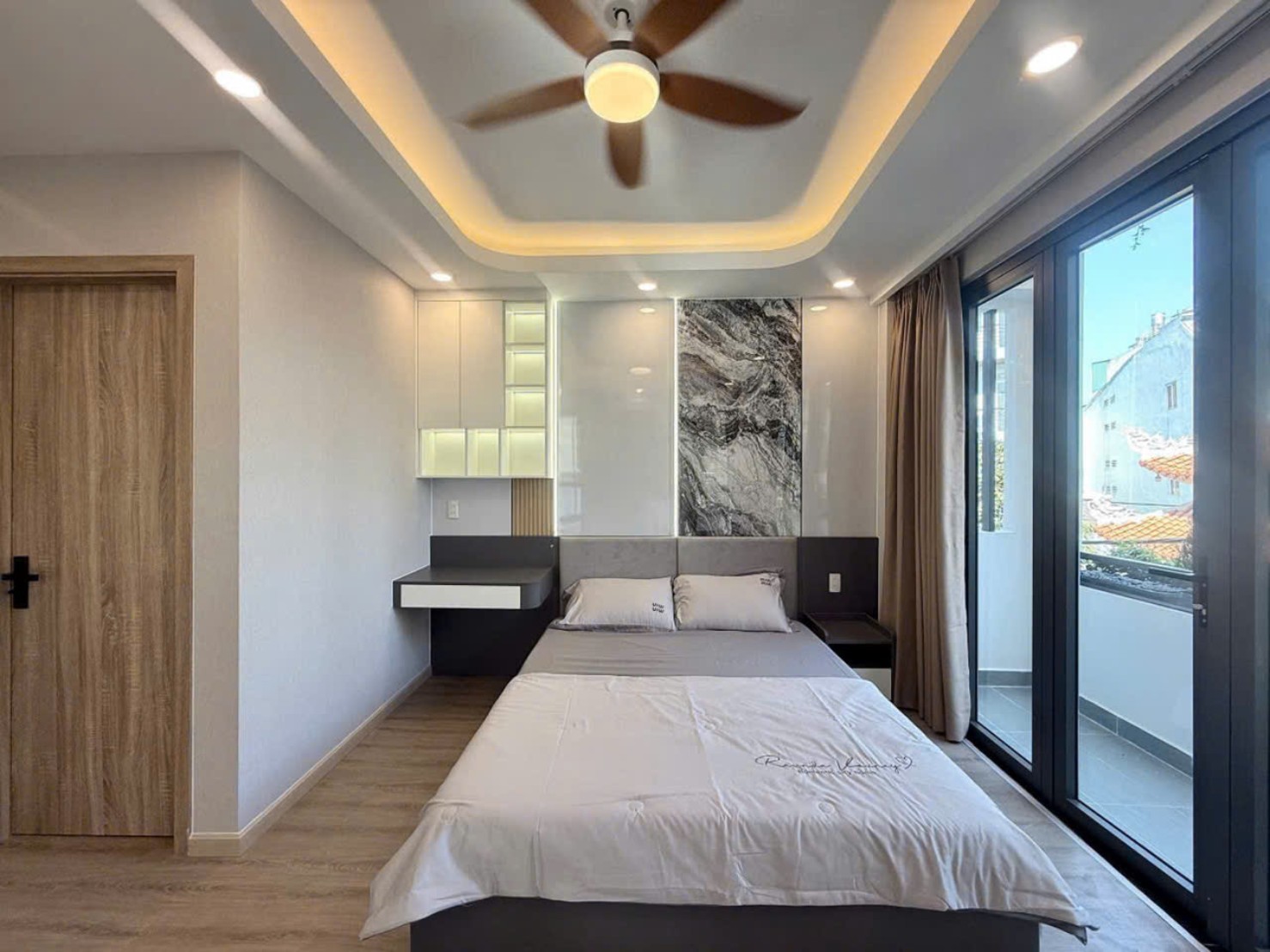 Căn góc 5 tầng giáp Q1, hẻm ô tô Điện Biên Phủ, 3PN nội thất mới chỉ 7.5ty thương lượng 15983086
